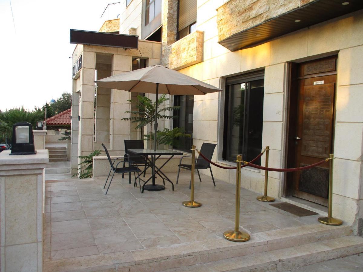 Alqimah Hotel Apartments Amman Ngoại thất bức ảnh